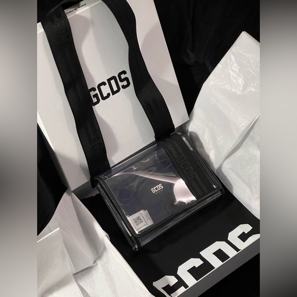 ⭐️ GCDS ⭐️MADE IN ITALY LEATHER TRANSPARENT CROSSBODY BAG W/DETACHABLE STRAP - Picture 7 of 17